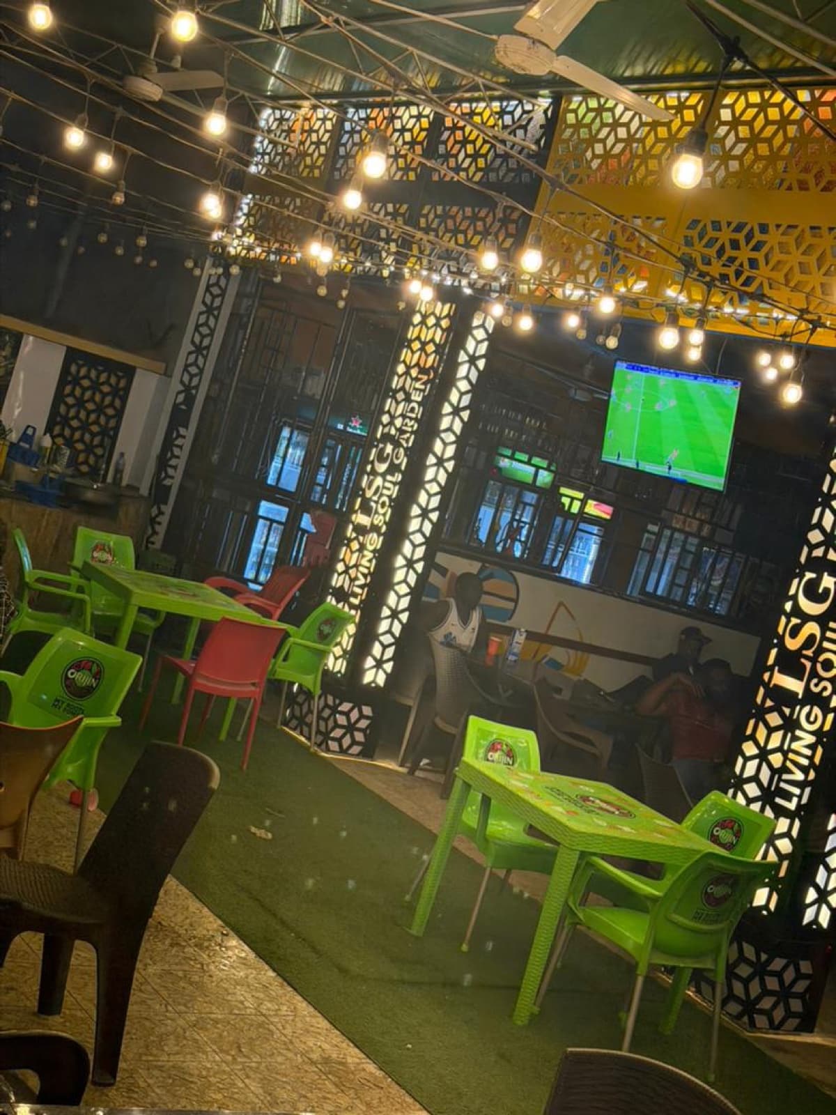 Bar & Restaurant